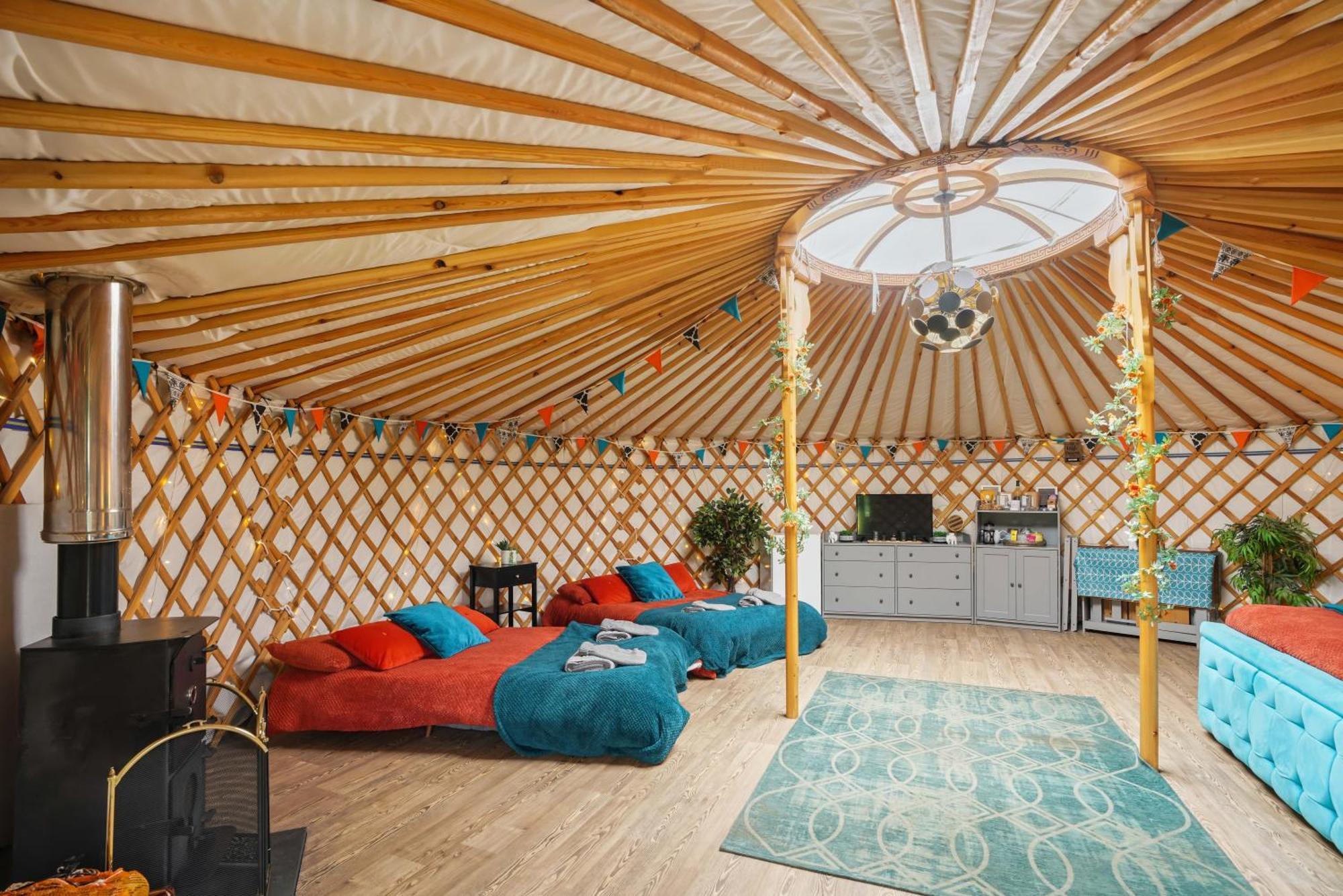 Glamp and Tipple Ltd Hotel Great Ellingham Bagian luar foto