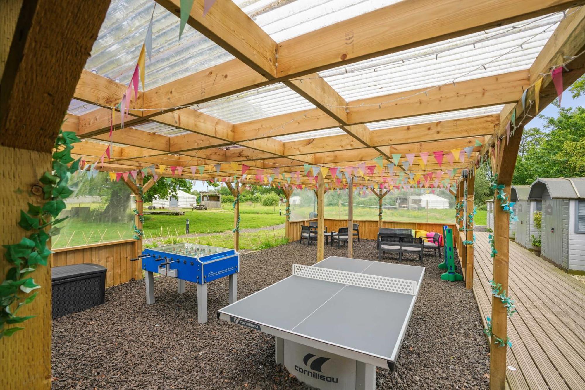 Glamp and Tipple Ltd Hotel Great Ellingham Bagian luar foto